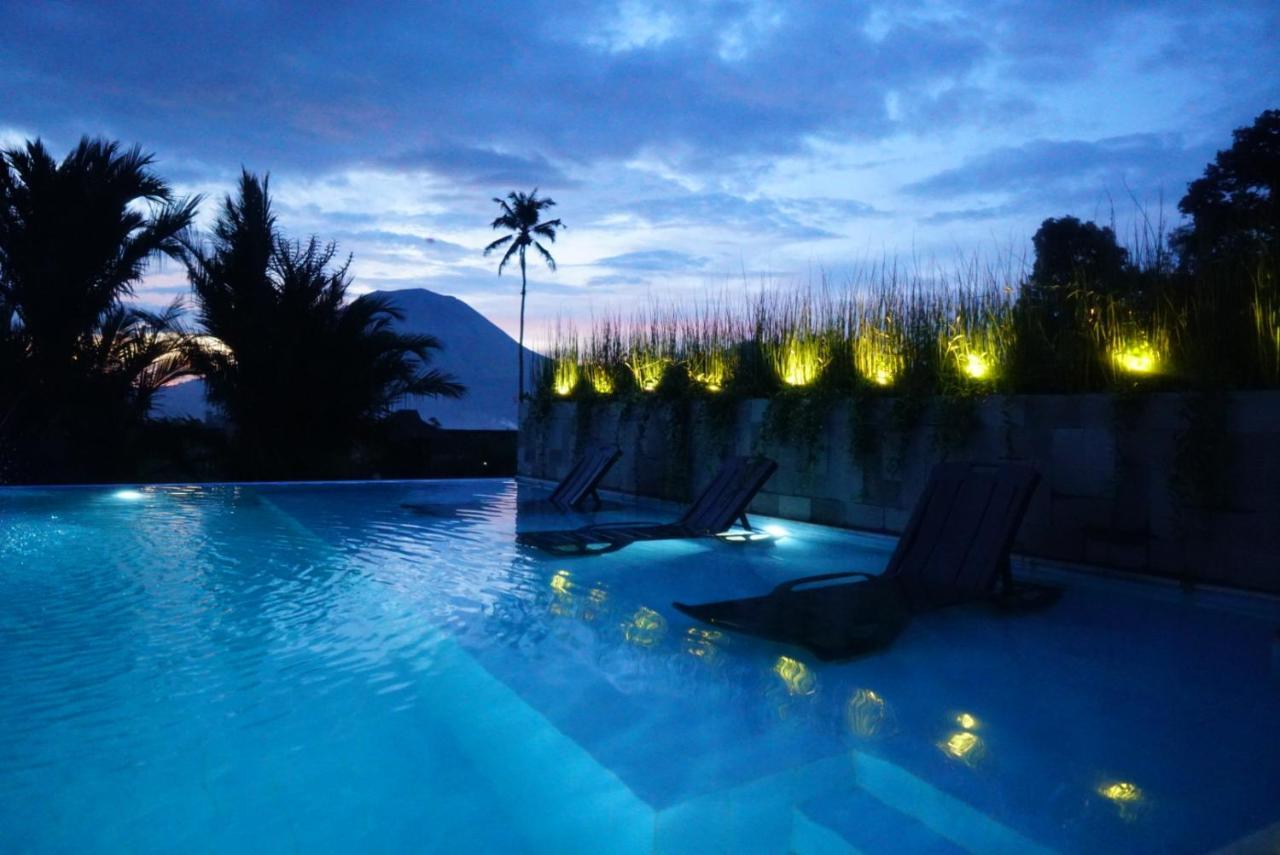 Tomohon Jhoanie Hotel מראה חיצוני תמונה